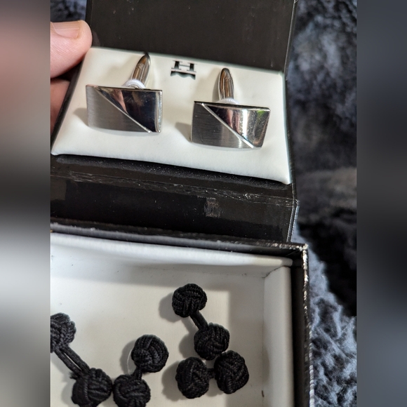 Haggar French Cuff Cufflinks and collar points - Picture 8 of 10